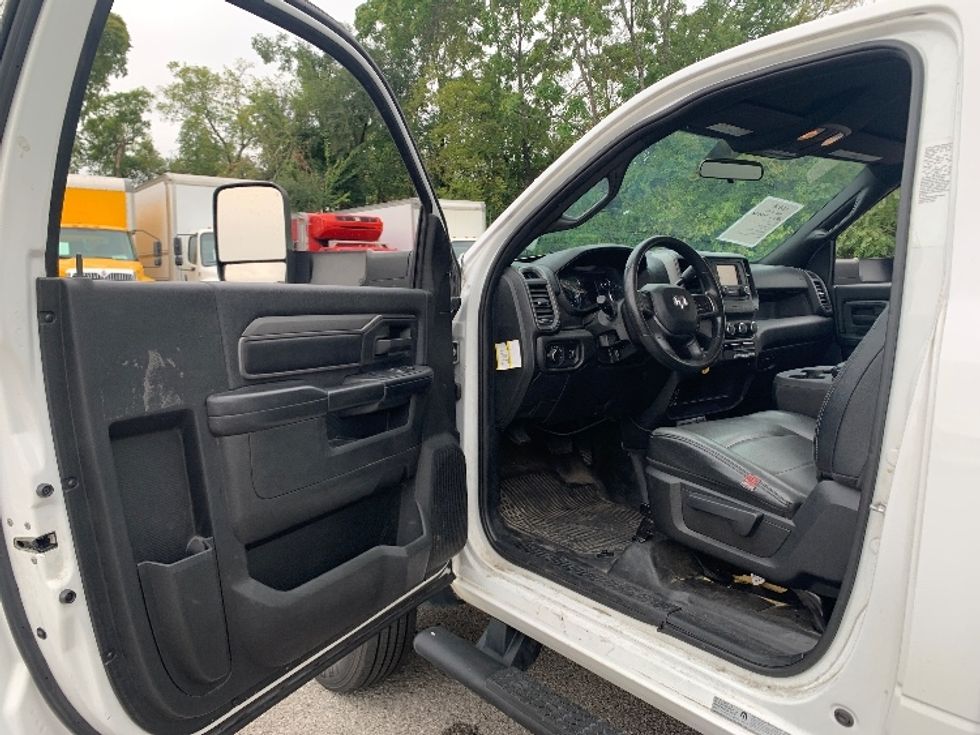 Refrigerated Truck-Light and Medium Duty Trucks-RAM-2022-5500-Nashville-TN-143,041\n\t\tmiles-$ 50,750 - Image 15
