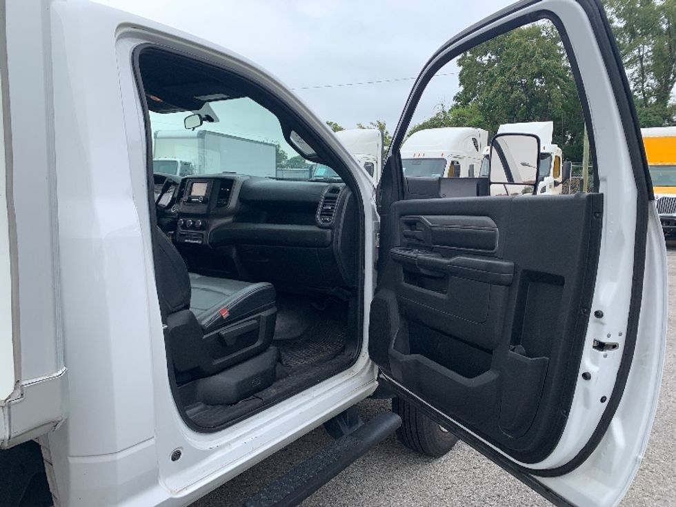 Refrigerated Truck-Light and Medium Duty Trucks-RAM-2022-5500-Nashville-TN-143,041\n\t\tmiles-$ 50,750 - Image 19