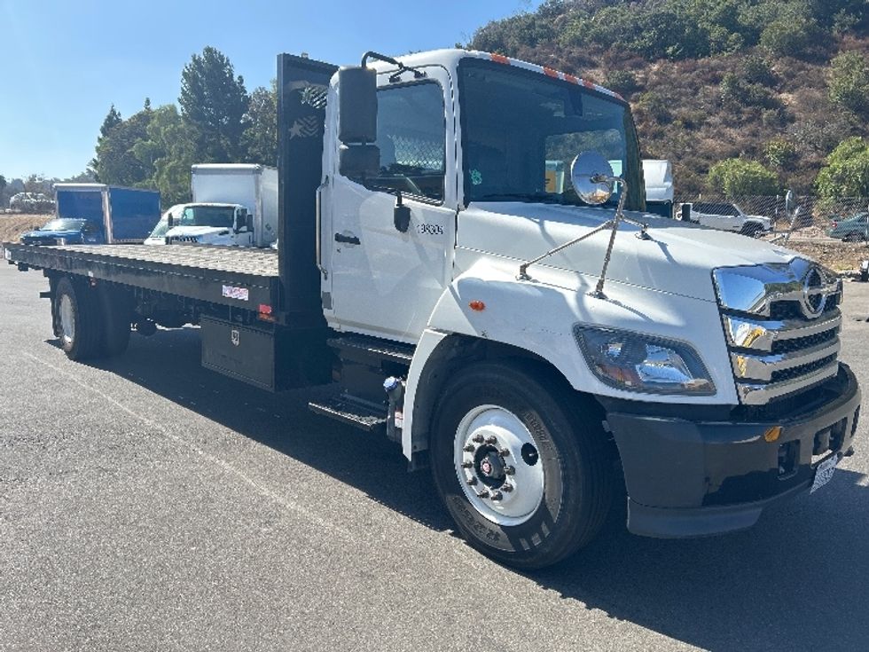 ROLLFLAT-Light and Medium Duty Trucks-Hino-2023-L6-Torrance-CA-66,033\n\t\tmiles-$ 89,750 - Image 1
