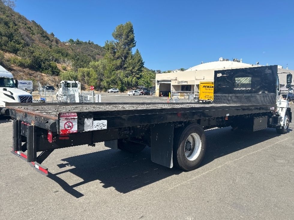 ROLLFLAT-Light and Medium Duty Trucks-Hino-2023-L6-Torrance-CA-66,033\n\t\tmiles-$ 89,750 - Image 13