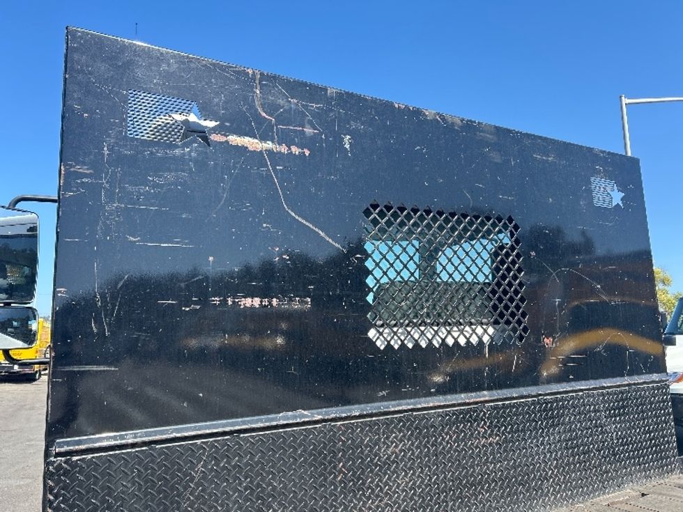 ROLLFLAT-Light and Medium Duty Trucks-Hino-2023-L6-Torrance-CA-66,033\n\t\tmiles-$ 89,750 - Image 26