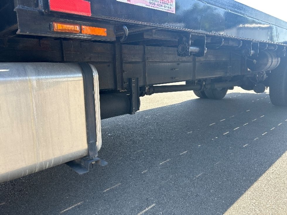 ROLLFLAT-Light and Medium Duty Trucks-Hino-2023-L6-Torrance-CA-66,033\n\t\tmiles-$ 89,750 - Image 5