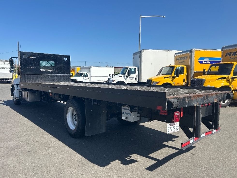 ROLLFLAT-Light and Medium Duty Trucks-Hino-2023-L6-Torrance-CA-66,033\n\t\tmiles-$ 89,750 - Image 6