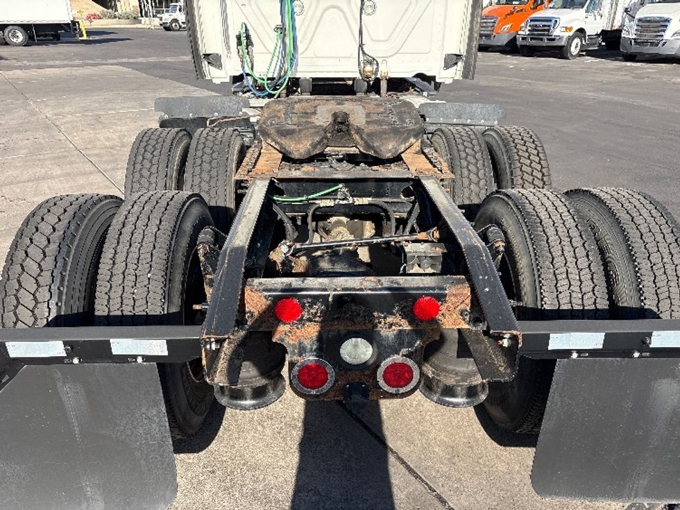 Sleeper Tractor-Heavy Duty Tractors-Freightliner-2016-Cascadia 11364ST-Phoenix-AZ-554,269\n\t\tmiles-$ 18,000 - Image 6
