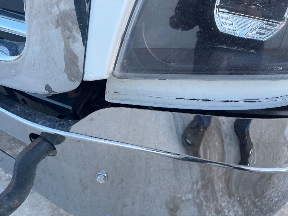 Sleeper Tractor-Heavy Duty Tractors-Freightliner-2016-Cascadia 12564ST-Lincoln-ND-462,789\n\t\tmiles-$ 40,500 - Image 25