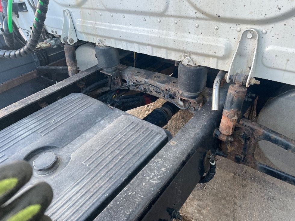 Sleeper Tractor-Heavy Duty Tractors-Freightliner-2016-Cascadia 12564ST-Lincoln-ND-462,789\n\t\tmiles-$ 40,500 - Image 26