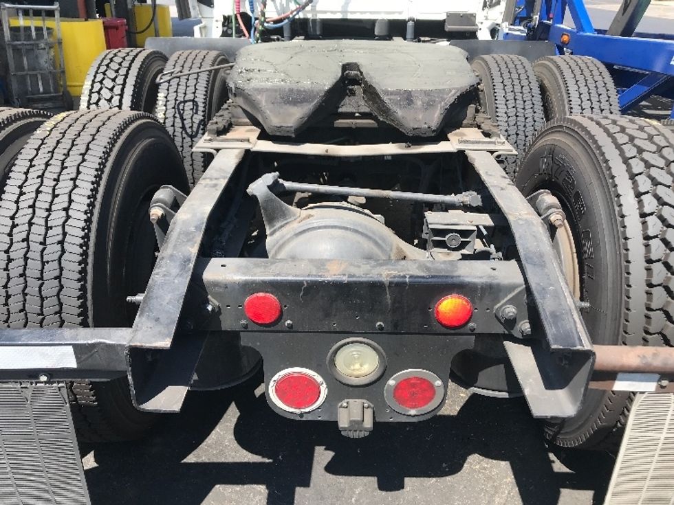 Sleeper Tractor-Heavy Duty Tractors-Freightliner-2016-Cascadia 12564ST-Torrance-CA-352,109\n\t\tmiles-$ 53,250 - Image 6