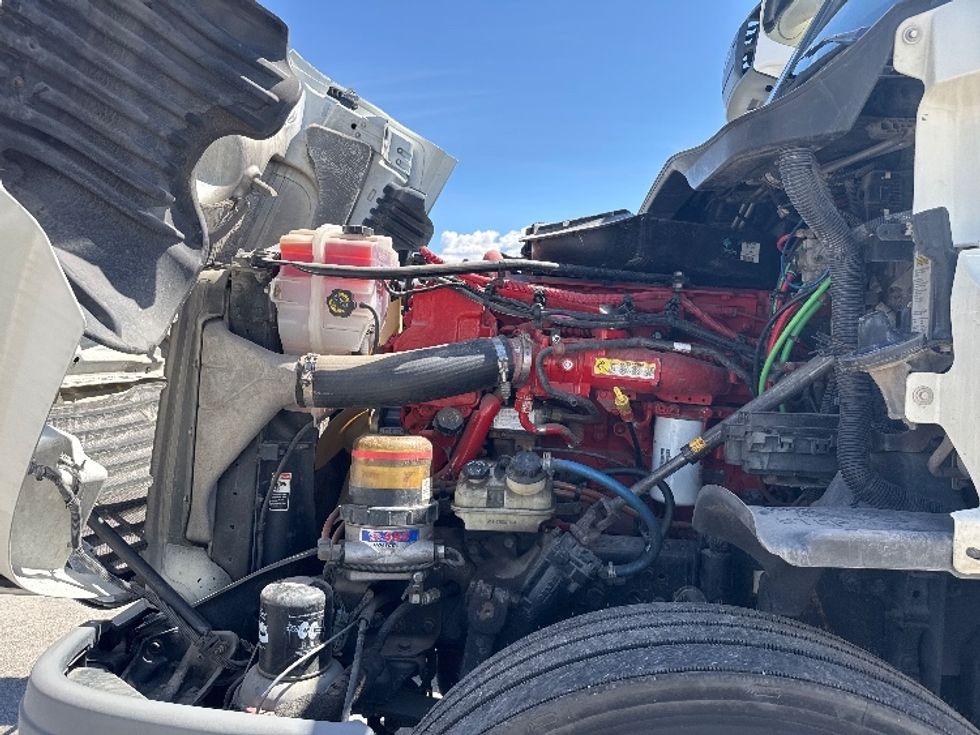 Sleeper Tractor-Heavy Duty Tractors-Freightliner-2017-Cascadia 12564ST-West Valley City-UT-715,173\n\t\tmiles-$ 39,000 - Image 21