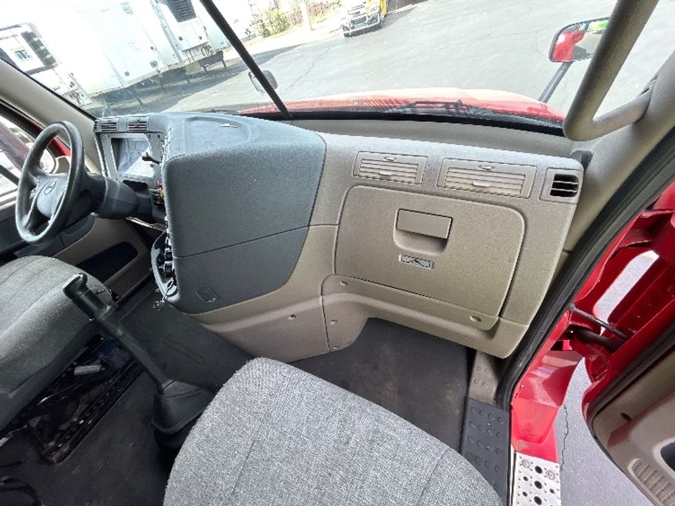 Sleeper Tractor-Heavy Duty Tractors-Freightliner-2018-Cascadia 12564ST-Aurora-CO-601,659\n\t\tmiles-$ 42,500 - Image 14