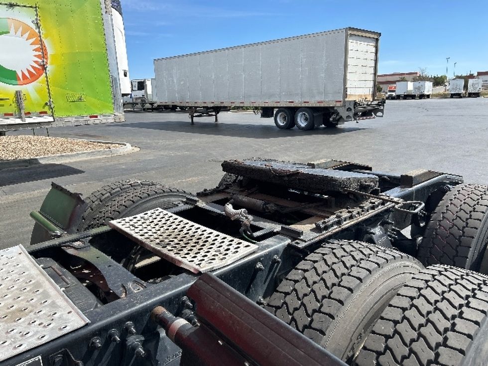 Sleeper Tractor-Heavy Duty Tractors-Freightliner-2018-Cascadia 12564ST-Aurora-CO-601,659\n\t\tmiles-$ 42,500 - Image 22