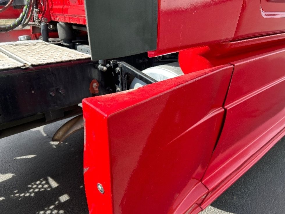 Sleeper Tractor-Heavy Duty Tractors-Freightliner-2018-Cascadia 12564ST-Aurora-CO-601,659\n\t\tmiles-$ 42,500 - Image 24