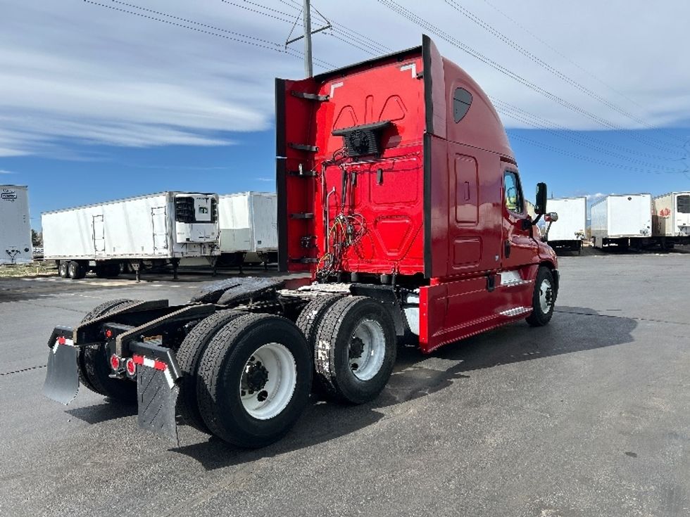 Sleeper Tractor-Heavy Duty Tractors-Freightliner-2018-Cascadia 12564ST-Aurora-CO-601,659\n\t\tmiles-$ 42,500 - Image 7
