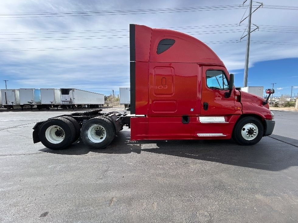 Sleeper Tractor-Heavy Duty Tractors-Freightliner-2018-Cascadia 12564ST-Aurora-CO-601,659\n\t\tmiles-$ 42,500 - Image 8