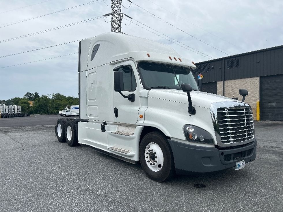 Your Next Used 2018 Freightliner Cascadia 12564ST, 191106, Is For Sale
