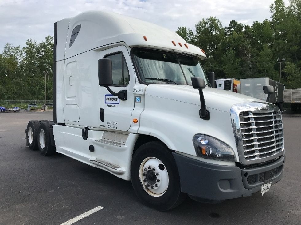 Sleeper Tractor-Heavy Duty Tractors-Freightliner-2018-Cascadia 12564ST-Gulfport-MS-539,725 miles-$ 85,500