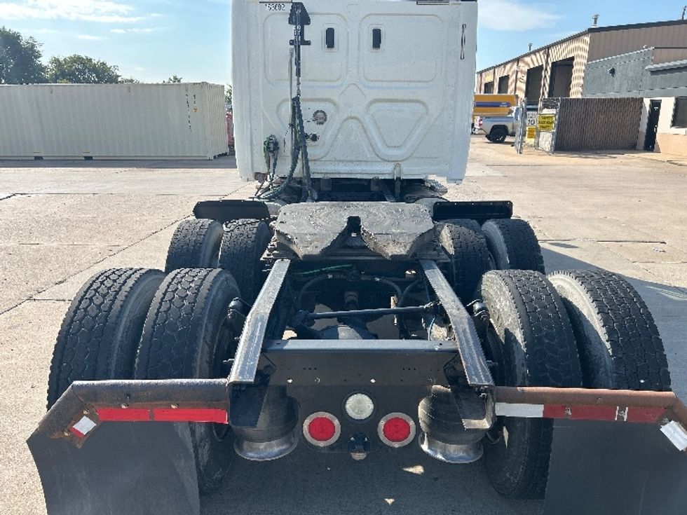 Sleeper Tractor-Heavy Duty Tractors-Freightliner-2018-Cascadia 12564ST-Tulsa-OK-482,313\n\t\tmiles-$ 45,750 - Image 6