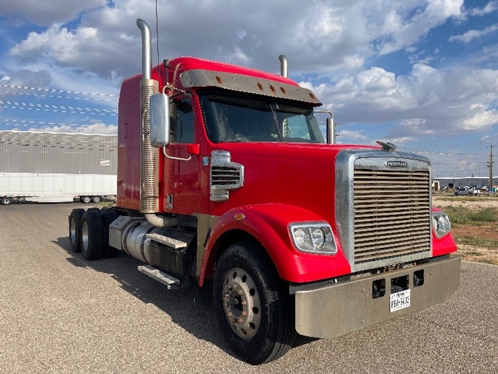 Sleeper Tractor-Heavy Duty Tractors-Freightliner-2018-CORONADO-Odessa-TX-334,564\n\t\tmiles-$ 76,750 - Image 1