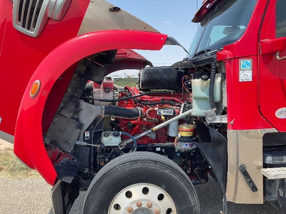 Sleeper Tractor-Heavy Duty Tractors-Freightliner-2018-CORONADO-Odessa-TX-334,564\n\t\tmiles-$ 76,750 - Image 21