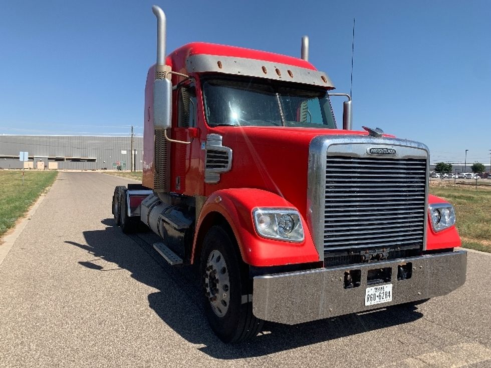 Sleeper Tractor-Heavy Duty Tractors-Freightliner-2018-CORONADO-Odessa-TX-342,353\n\t\tmiles-$ 76,500 - Image 1