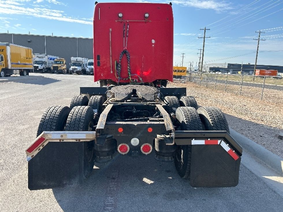 Sleeper Tractor-Heavy Duty Tractors-Freightliner-2018-CORONADO-Odessa-TX-342,353\n\t\tmiles-$ 76,500 - Image 6