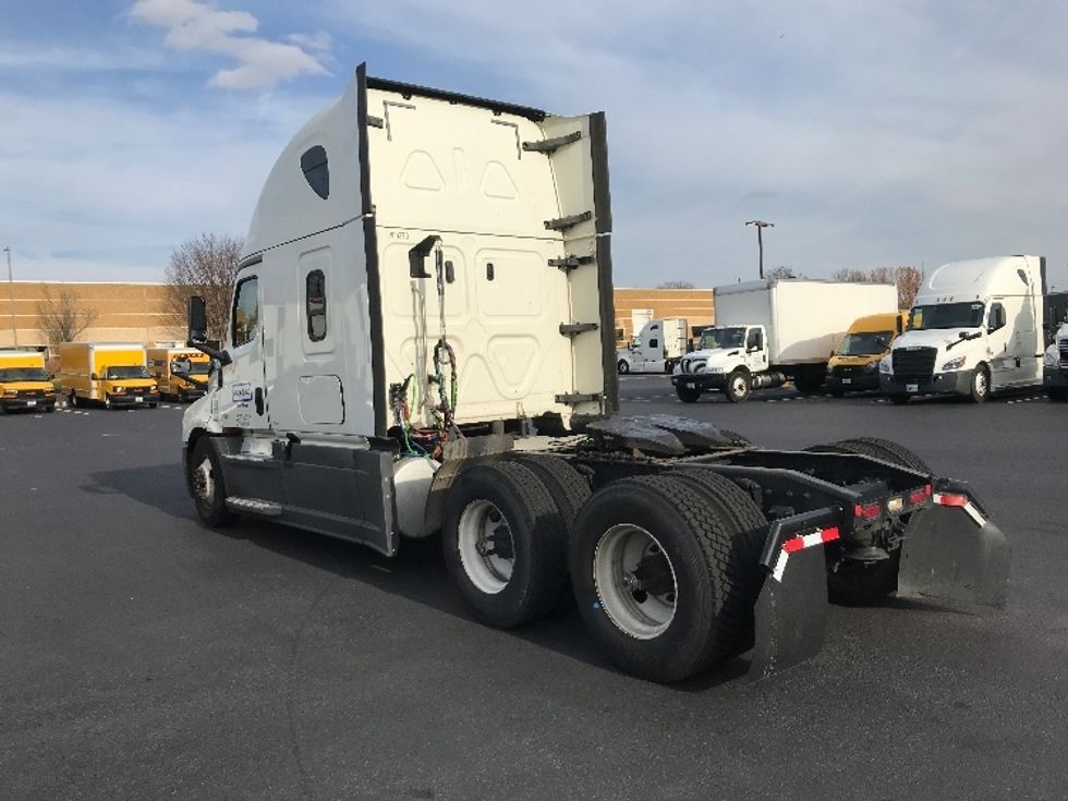 Your Next Used 2018 Freightliner T12664ST, 200270, Is For Sale And