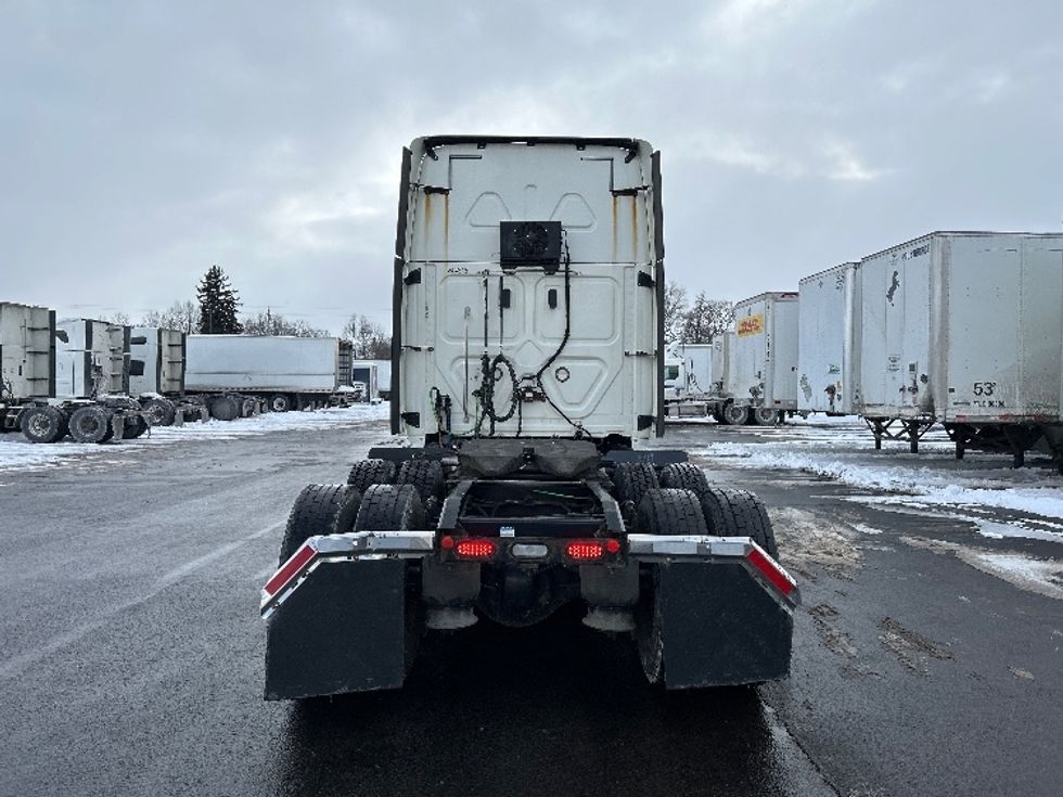 Sleeper Tractor-Heavy Duty Tractors-Freightliner-2019-Cascadia 11364ST-Akron-OH-556,300\n\t\tmiles-$ 42,000 - Image 6
