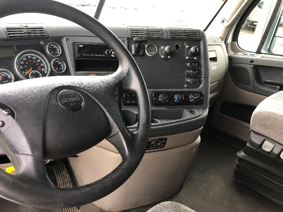 Sleeper Tractor-Heavy Duty Tractors-Freightliner-2019-Cascadia 11364ST-Albany-NY-486,683\n\t\tmiles-$ 50,000 - Image 10