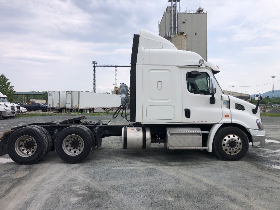 Sleeper Tractor-Heavy Duty Tractors-Freightliner-2019-Cascadia 11364ST-Albany-NY-486,683\n\t\tmiles-$ 50,000 - Image 8