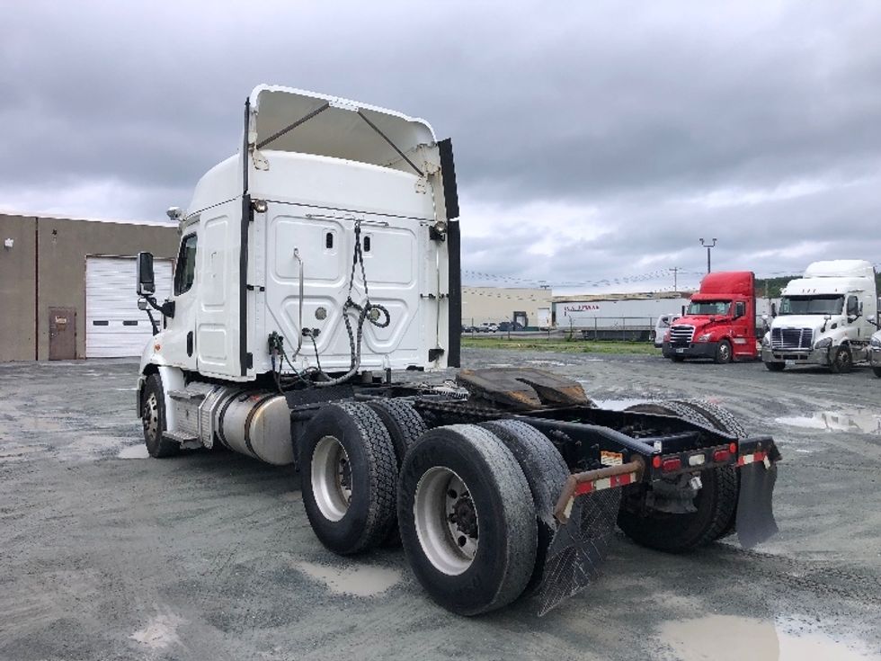 Sleeper Tractor-Heavy Duty Tractors-Freightliner-2019-Cascadia 11364ST-Albany-NY-571,142\n\t\tmiles-$ 44,250 - Image 5