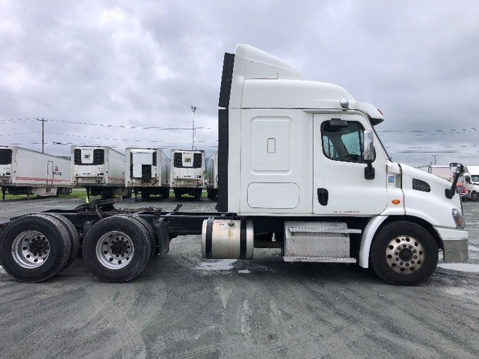 Sleeper Tractor-Heavy Duty Tractors-Freightliner-2019-Cascadia 11364ST-Albany-NY-571,142\n\t\tmiles-$ 44,250 - Image 8