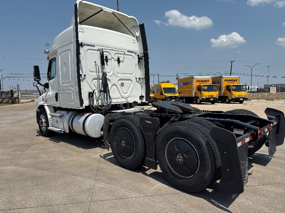 Sleeper Tractor-Heavy Duty Tractors-Freightliner-2019-Cascadia 11364ST-Arlington-TX-486,959\n\t\tmiles-$ 54,750 - Image 5