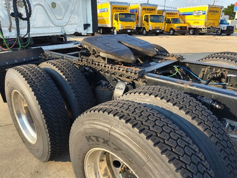 Sleeper Tractor-Heavy Duty Tractors-Freightliner-2019-Cascadia 11364ST-Arlington-TX-500,580\n\t\tmiles-$ 54,000 - Image 22