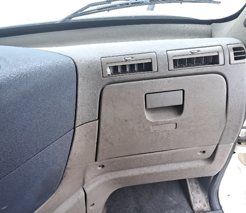 Sleeper Tractor-Heavy Duty Tractors-Freightliner-2019-Cascadia 11364ST-Atlanta-GA-440,215\n\t\tmiles-$ 55,000 - Image 14