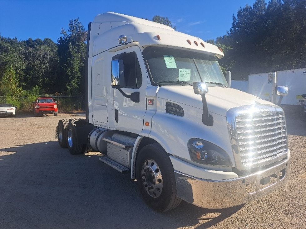 Sleeper Tractor-Heavy Duty Tractors-Freightliner-2019-Cascadia 11364ST-Atlanta-GA-489,129\n\t\tmiles-$ 52,250 - Image 1