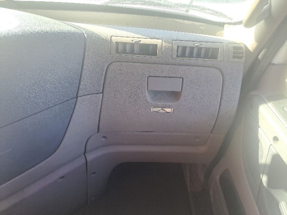 Sleeper Tractor-Heavy Duty Tractors-Freightliner-2019-Cascadia 11364ST-Atlanta-GA-489,129\n\t\tmiles-$ 52,250 - Image 14