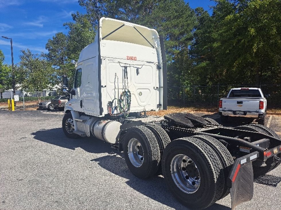 Sleeper Tractor-Heavy Duty Tractors-Freightliner-2019-Cascadia 11364ST-Atlanta-GA-489,129\n\t\tmiles-$ 52,250 - Image 5