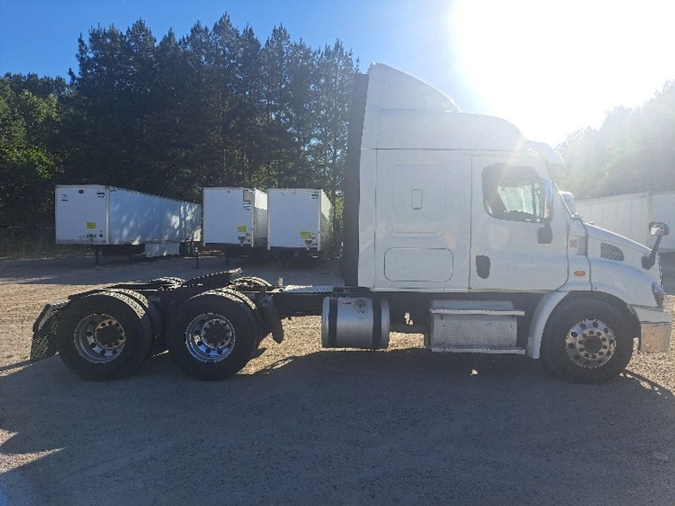Sleeper Tractor-Heavy Duty Tractors-Freightliner-2019-Cascadia 11364ST-Atlanta-GA-489,129\n\t\tmiles-$ 52,250 - Image 8