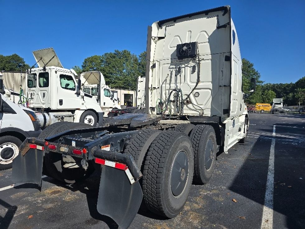 Sleeper Tractor-Heavy Duty Tractors-Freightliner-2019-Cascadia 11364ST-Gainesville-GA-669,675\n\t\tmiles-$ 43,250 - Image 7