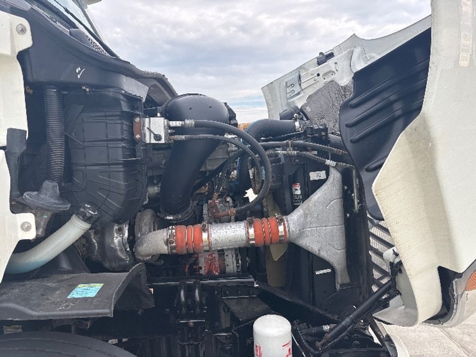 Sleeper Tractor-Heavy Duty Tractors-Freightliner-2019-Cascadia 11364ST-Greeley-CO-464,163\n\t\tmiles-$ 57,250 - Image 19