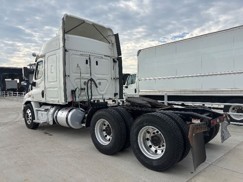 Sleeper Tractor-Heavy Duty Tractors-Freightliner-2019-Cascadia 11364ST-Greeley-CO-464,163\n\t\tmiles-$ 57,250 - Image 5