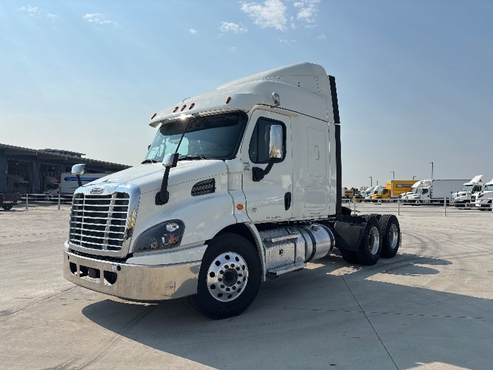 Sleeper Tractor-Heavy Duty Tractors-Freightliner-2019-Cascadia 11364ST-Greeley-CO-579,576\n\t\tmiles-$ 50,000 - Image 3