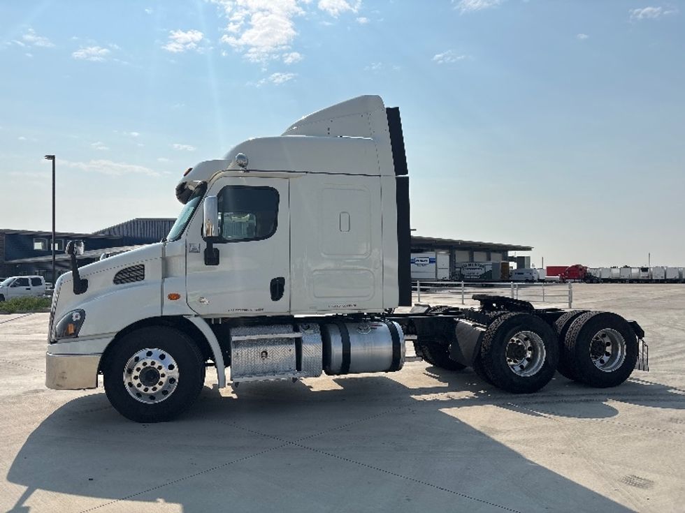 Sleeper Tractor-Heavy Duty Tractors-Freightliner-2019-Cascadia 11364ST-Greeley-CO-579,576\n\t\tmiles-$ 50,000 - Image 4