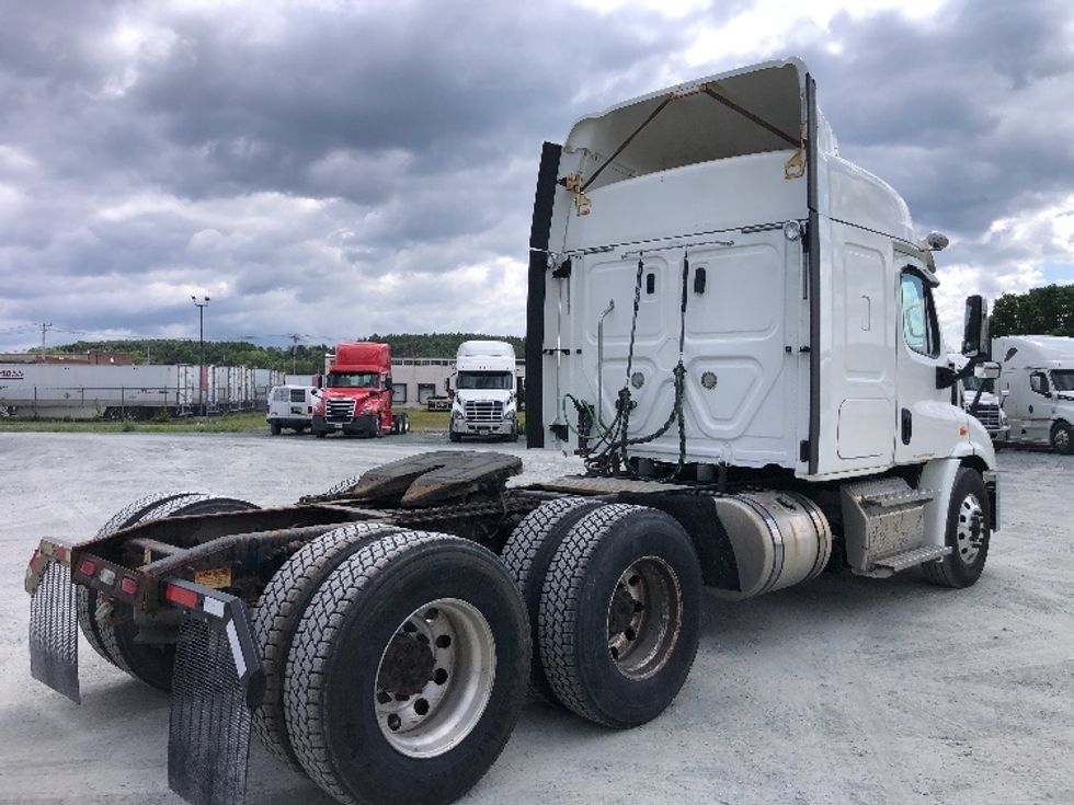 Sleeper Tractor-Heavy Duty Tractors-Freightliner-2019-Cascadia 11364ST-Guilderland Center-NY-542,259\n\t\tmiles-$ 47,000 - Image 7