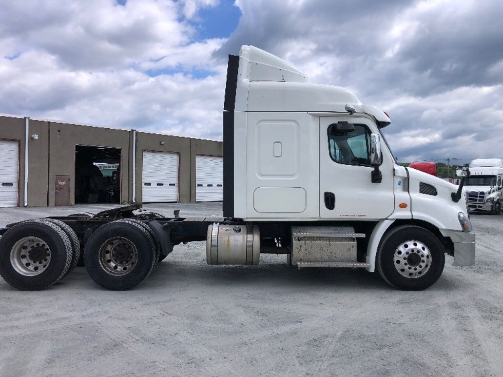 Sleeper Tractor-Heavy Duty Tractors-Freightliner-2019-Cascadia 11364ST-Guilderland Center-NY-542,259\n\t\tmiles-$ 47,000 - Image 8