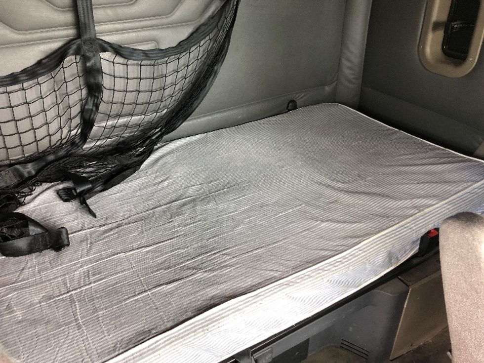 Sleeper Tractor-Heavy Duty Tractors-Freightliner-2019-Cascadia 11364ST-Guilderland Center-NY-542,259\n\t\tmiles-$ 47,000 - Image 17