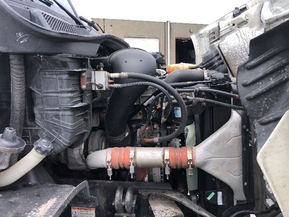 Sleeper Tractor-Heavy Duty Tractors-Freightliner-2019-Cascadia 11364ST-Guilderland Center-NY-559,800\n\t\tmiles-$ 46,000 - Image 20