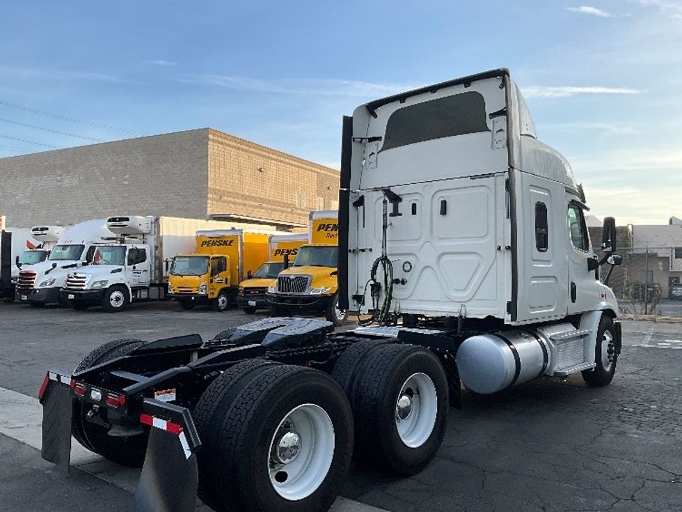 Sleeper Tractor-Heavy Duty Tractors-Freightliner-2019-Cascadia 11364ST-Torrance-CA-538,980\n\t\tmiles-$ 50,250 - Image 7