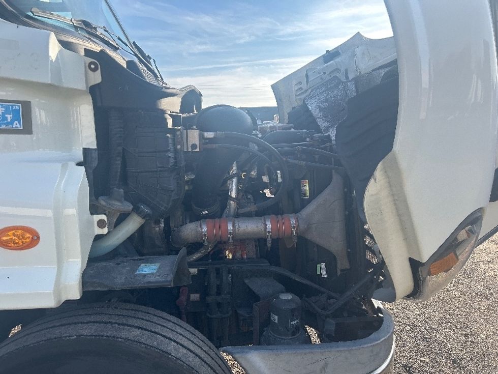 Sleeper Tractor-Heavy Duty Tractors-Freightliner-2019-Cascadia 11364ST-Youngstown-OH-618,106\n\t\tmiles-$ 44,250 - Image 20