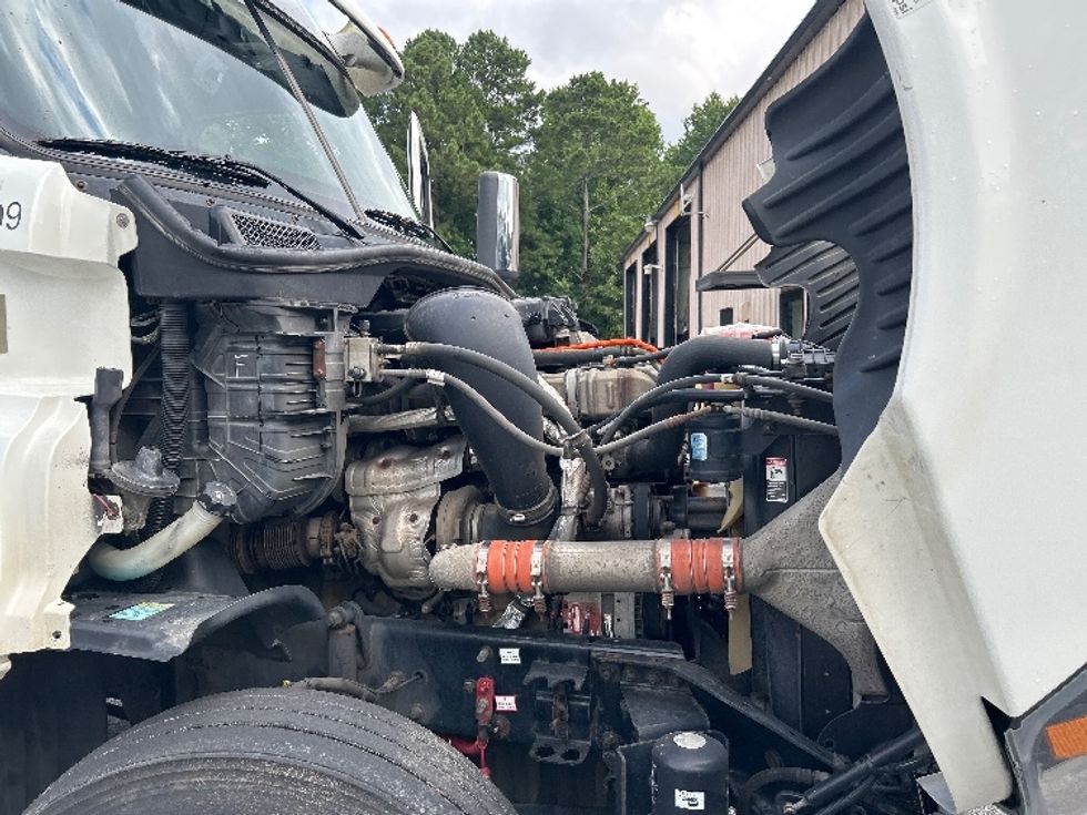 Sleeper Tractor-Heavy Duty Tractors-Freightliner-2019-Cascadia 12564ST-Anderson-SC-371,422\n\t\tmiles-$ 61,500 - Image 20