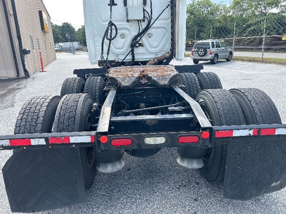 Sleeper Tractor-Heavy Duty Tractors-Freightliner-2019-Cascadia 12564ST-Anderson-SC-371,422\n\t\tmiles-$ 61,500 - Image 6